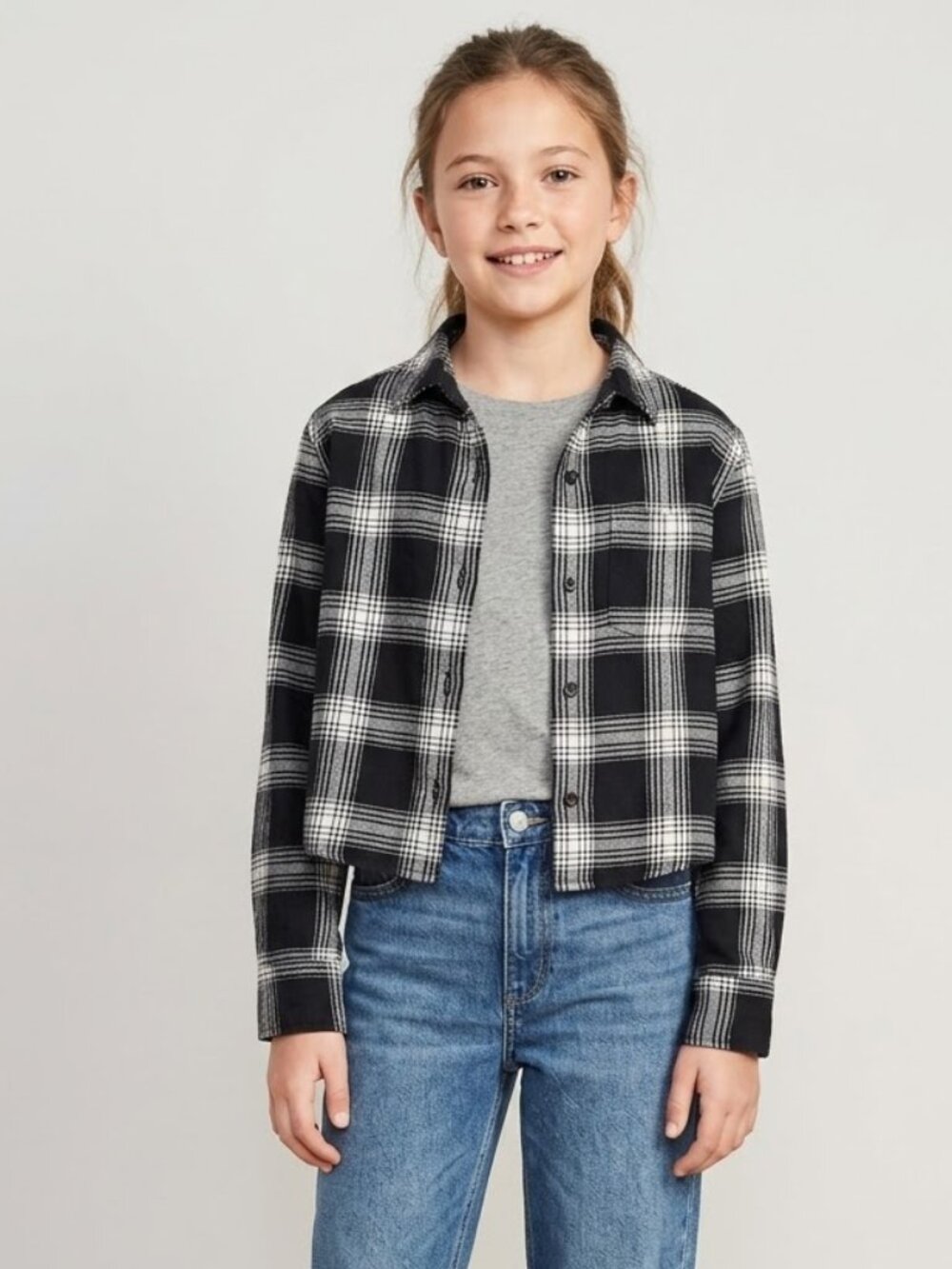 Old Navy Girl's Size L (10-12) Black White Plaid Cropped Flannel Shirt